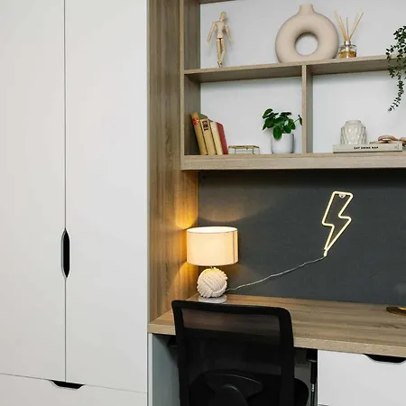 Leonardo Living Modern & Ensuites In Leeds (West Yorkshire)
